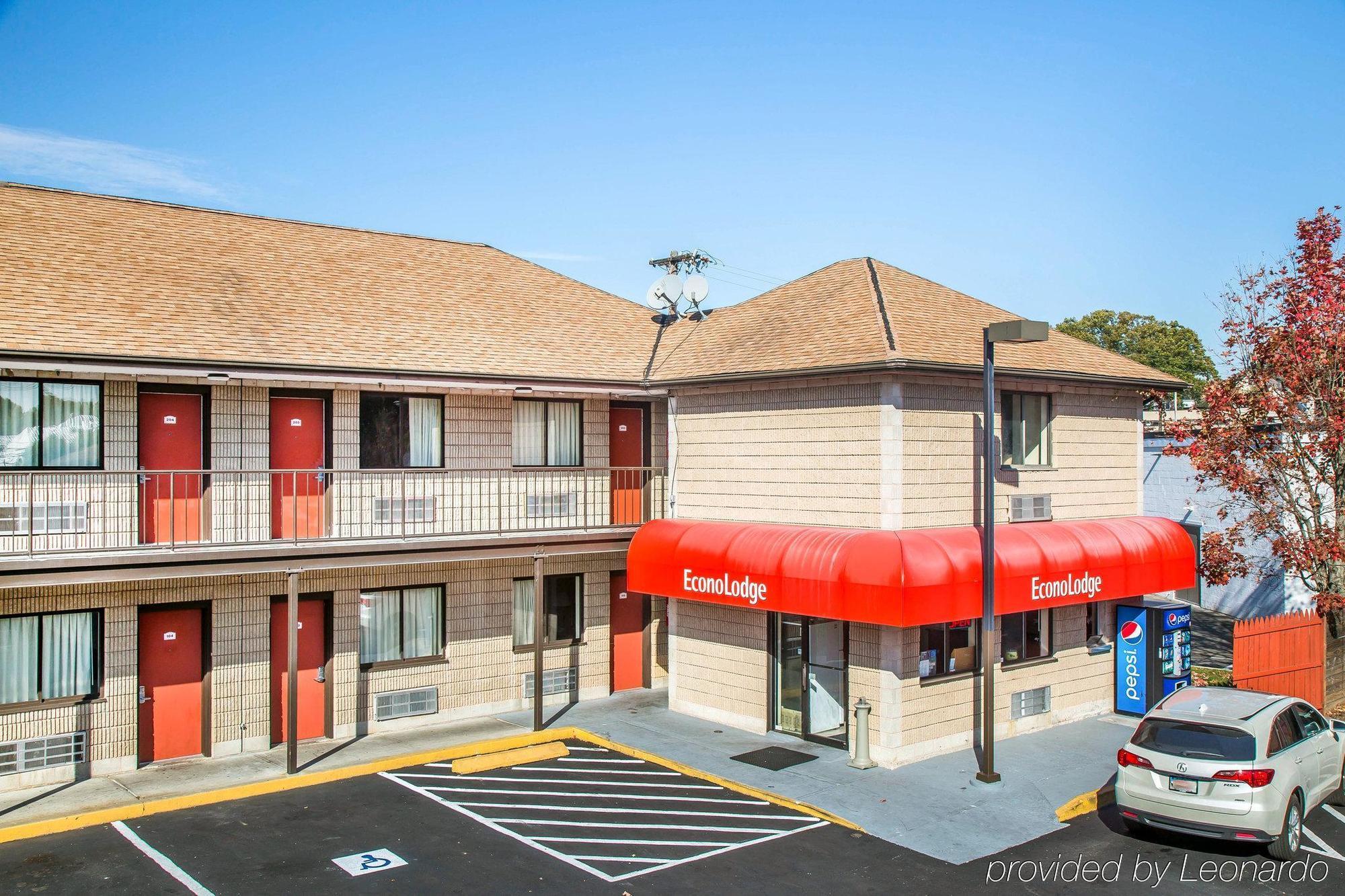 Red Carpet Inn Norwalk Zewnętrze zdjęcie