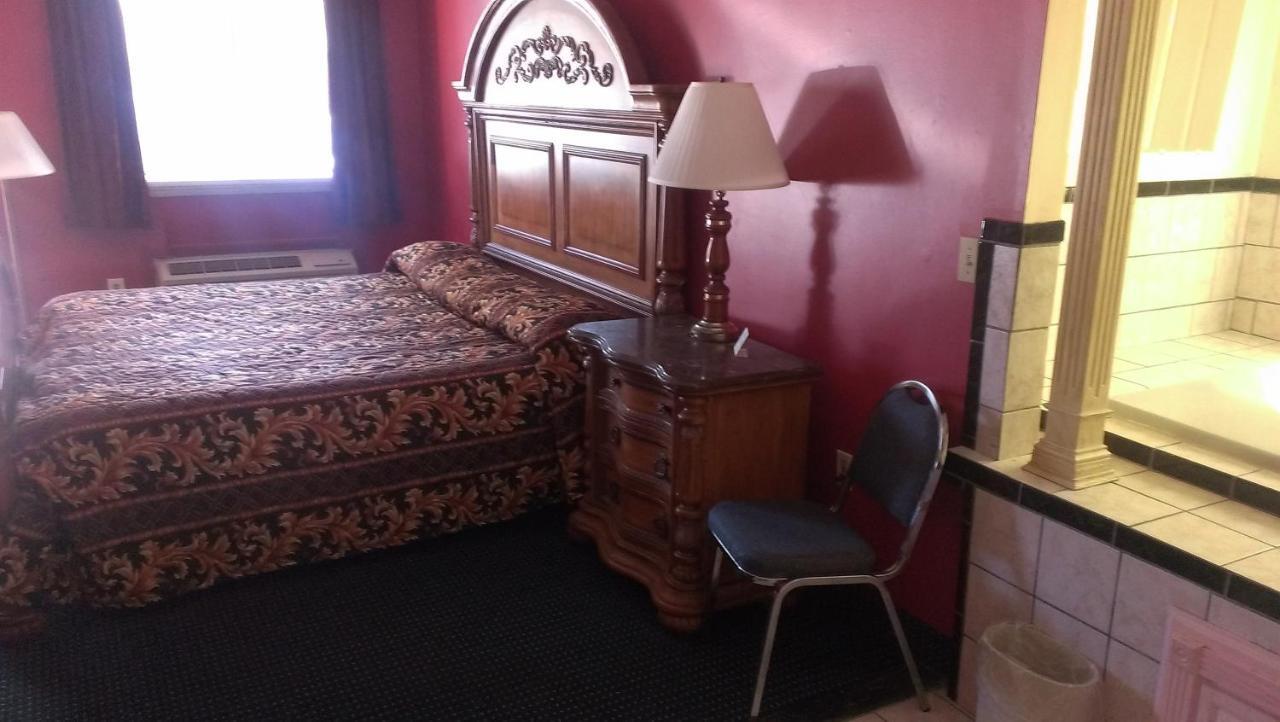 Red Carpet Inn Norwalk Zewnętrze zdjęcie